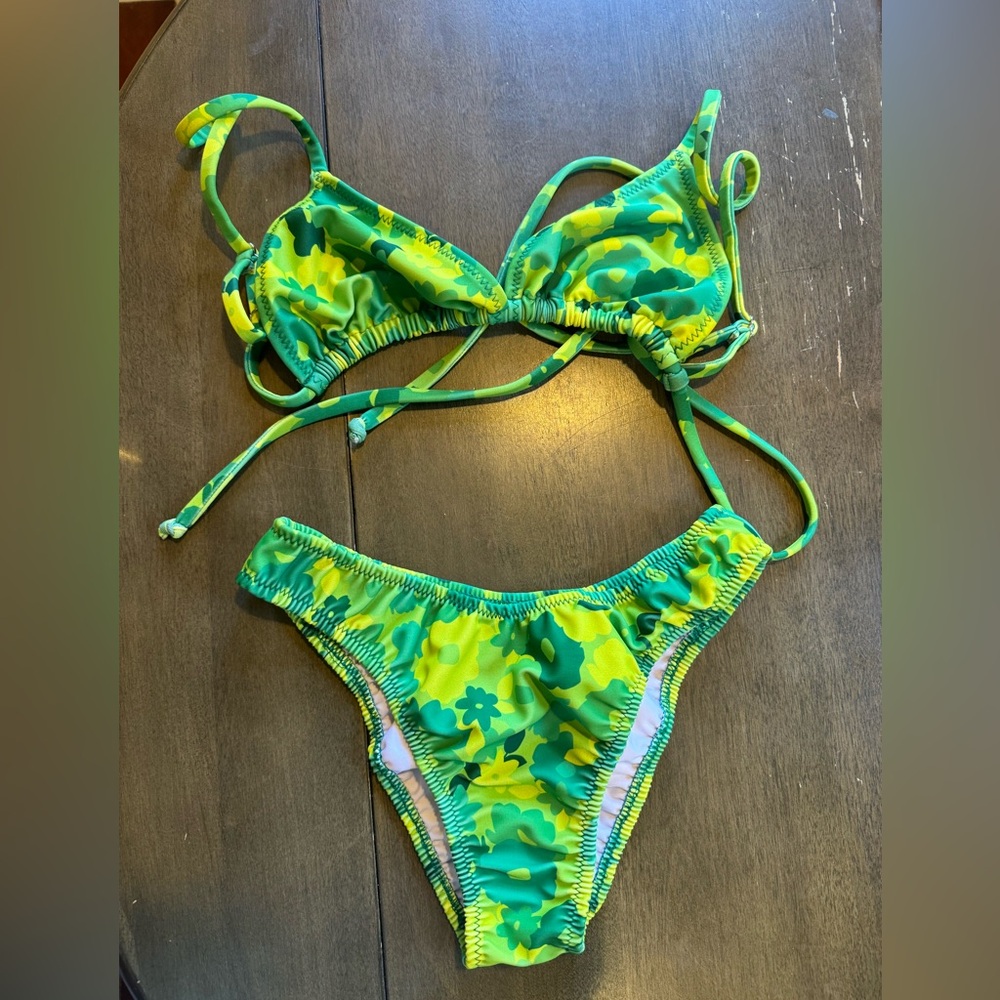 Loleia swimwear bikini set